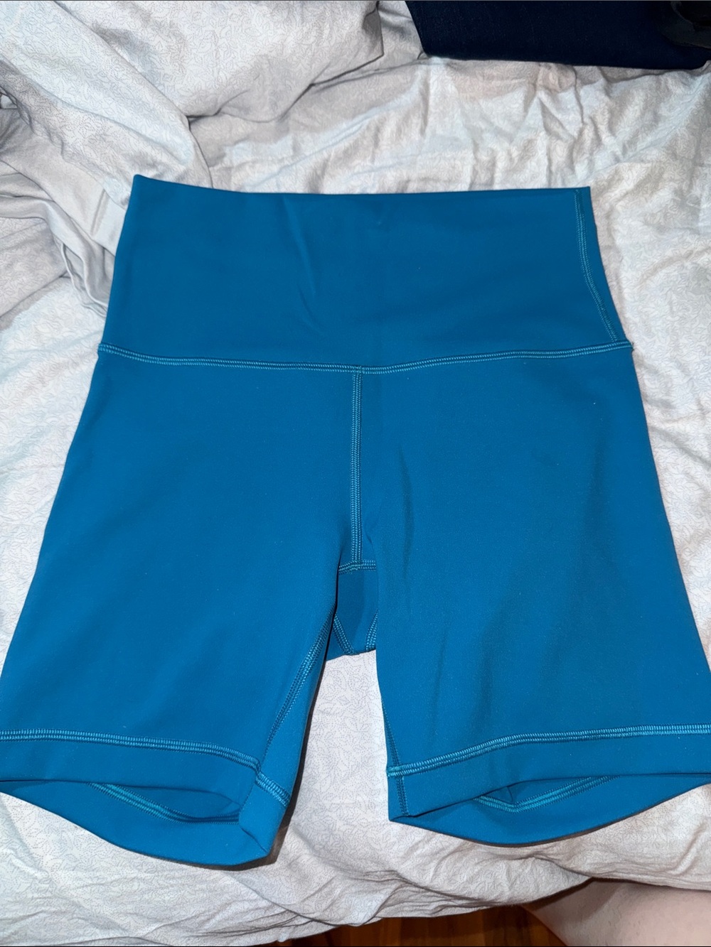Lululemon Wunder Train High-Rise Short 6” - Picture 3 of 5